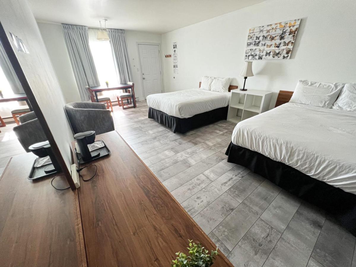 Auberge De Nos Aieux Les Éboulements Exteriér fotografie